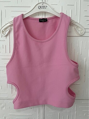 Crop pembe