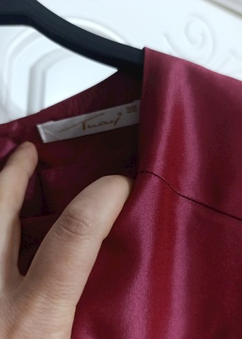 Bordo Uzun Kollu Saten Kadın Elbise - Görsel 4