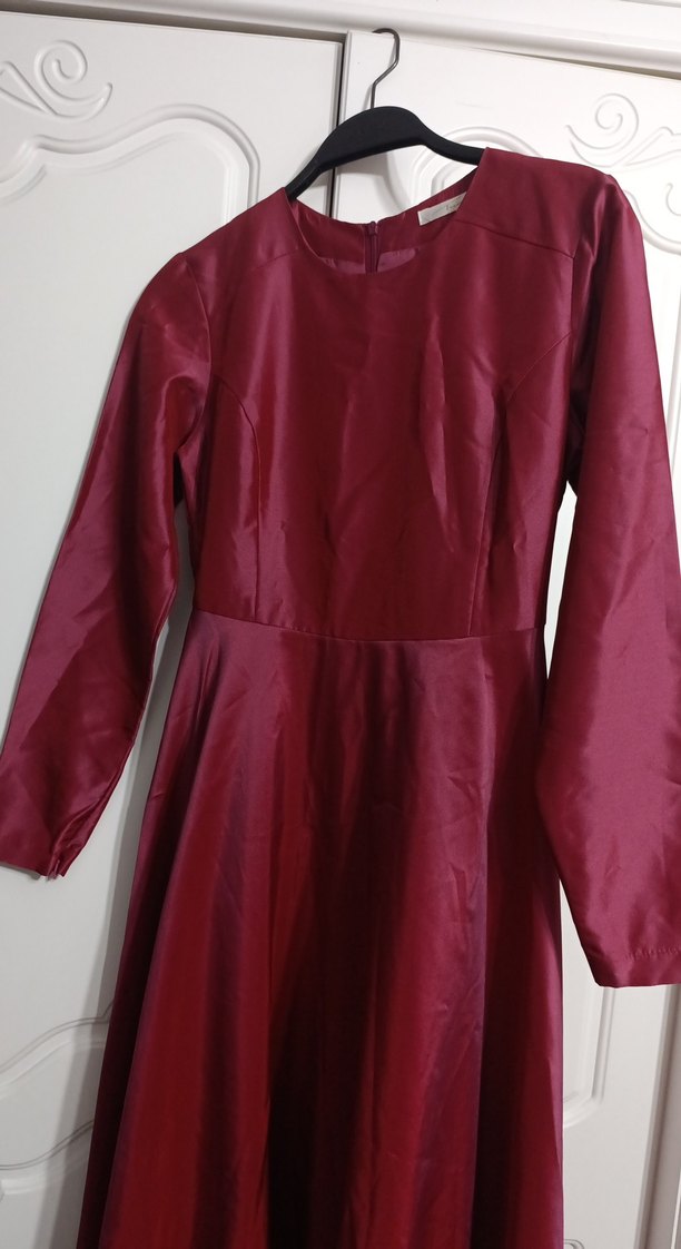 Bordo Uzun Kollu Saten Kadın Elbise - Görsel 3