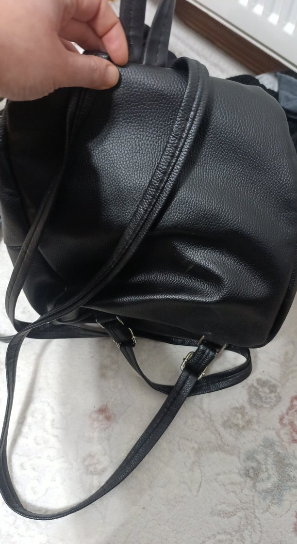 Siyah Deri Sırt Çantası - Punk Tarz - Görsel 3