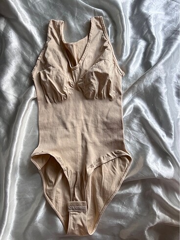 Çıtçıtlı body