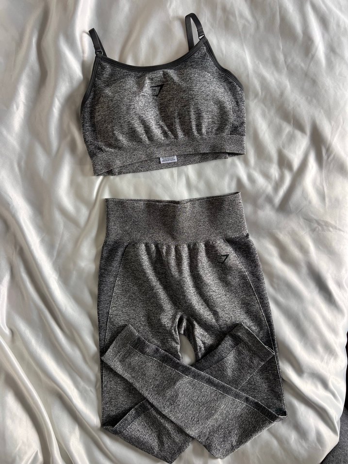 Gymshark Gri Kadın Spor Takımı - Görsel 2