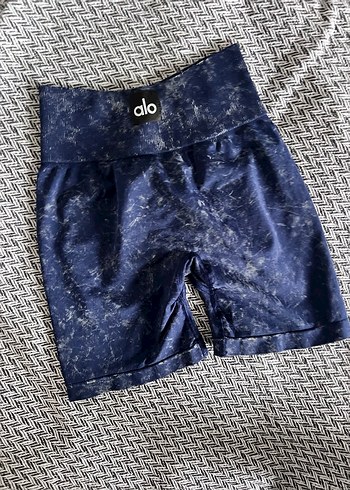 Batik model büzgülü tayt - Görsel 2