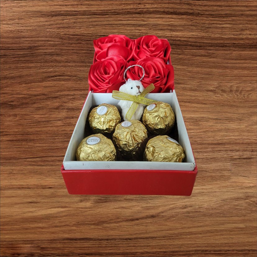 Altın Renkli Çikolata ve Gül Hediye Kutusu - Görsel 2