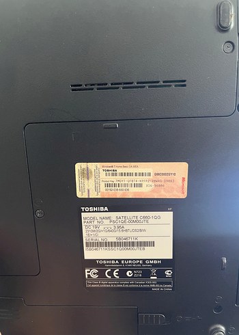 Beden Siyah Toshiba Laptop C660
