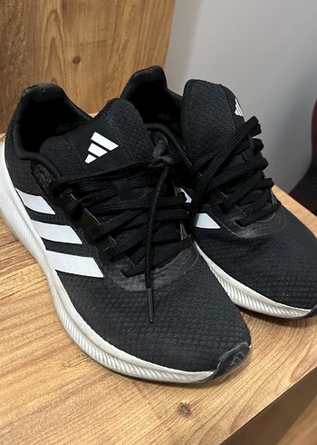 Adidas kadın spor ayakkabı 38,5 - Görsel 3