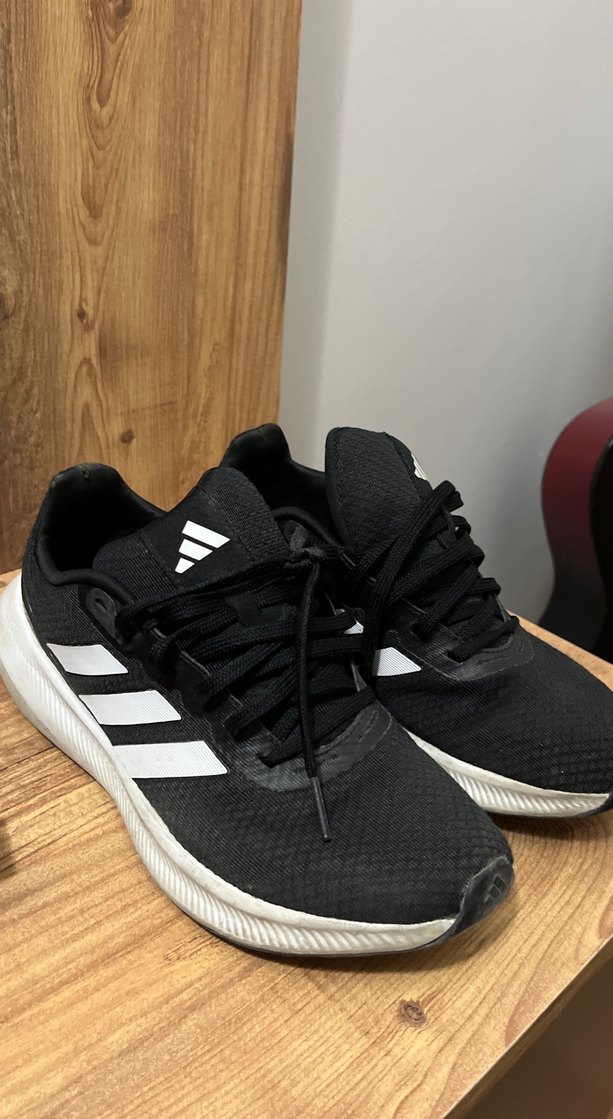 Adidas kadın spor ayakkabı 38,5 - Görsel 2