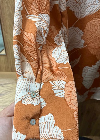 Düğmeli  Saten Kadın Gömlek - Görsel 8