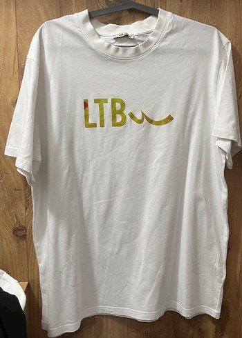 m Beden beyaz Renk Beyaz ltb tişört