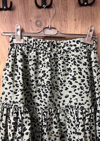 Leopar Desenli Fırfırlı Mini Etek - Görsel 3