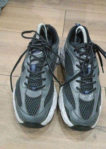 Lacoste spor ayakkabı - Görsel 3