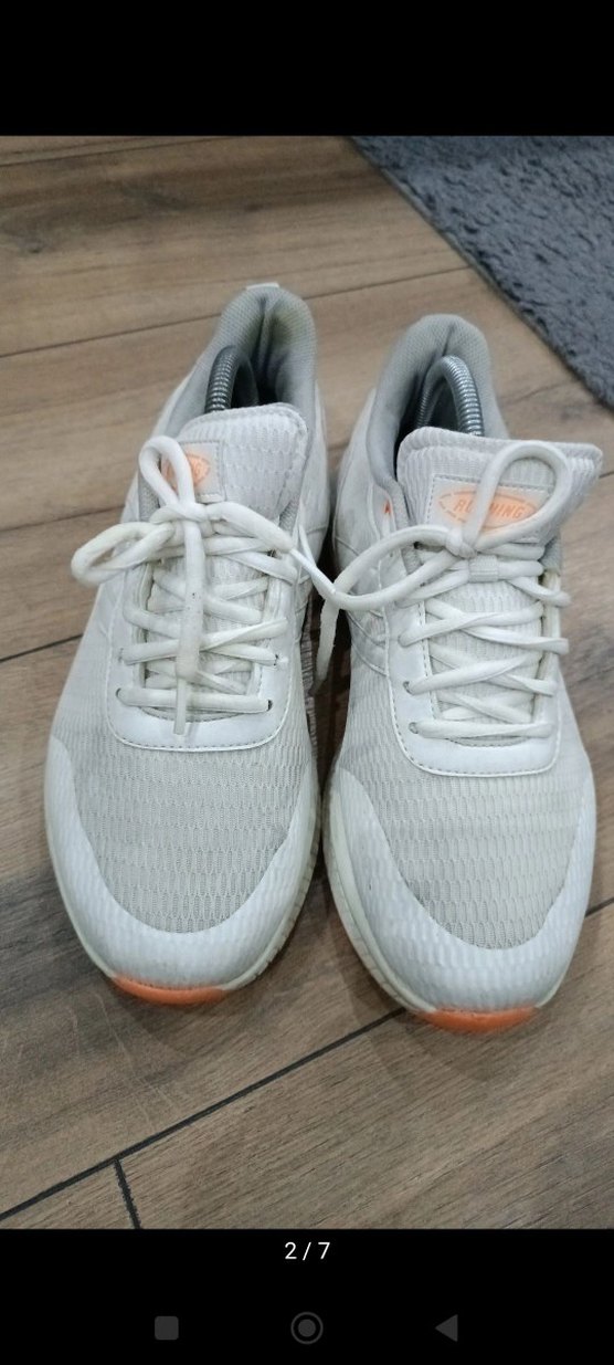 Beyaz Bağcıklı Spor Ayakkabı - Görsel 3