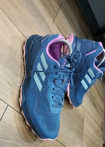 Adidas kadın spor ayakkabı - Görsel 3