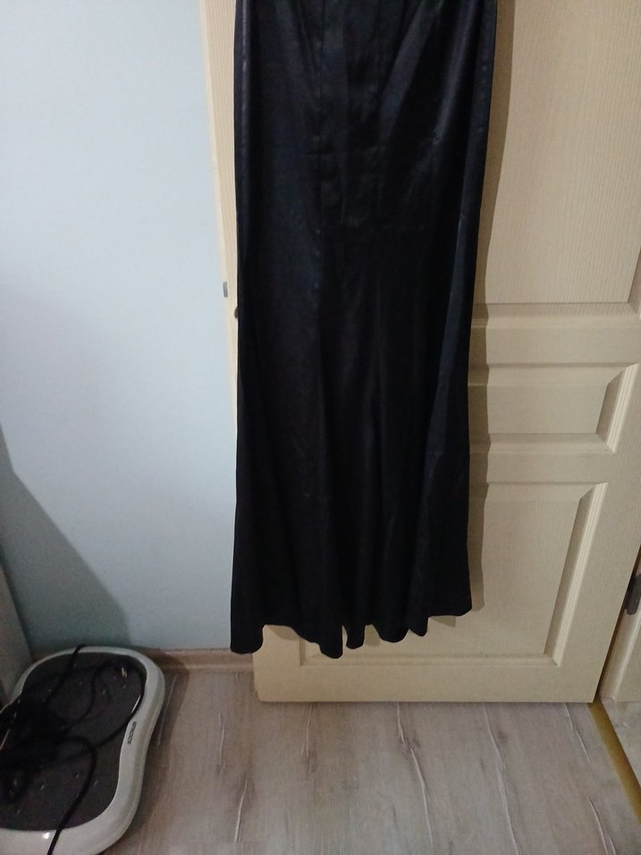 Siyah Uzun Gotik Abiye Elbise - Görsel 5