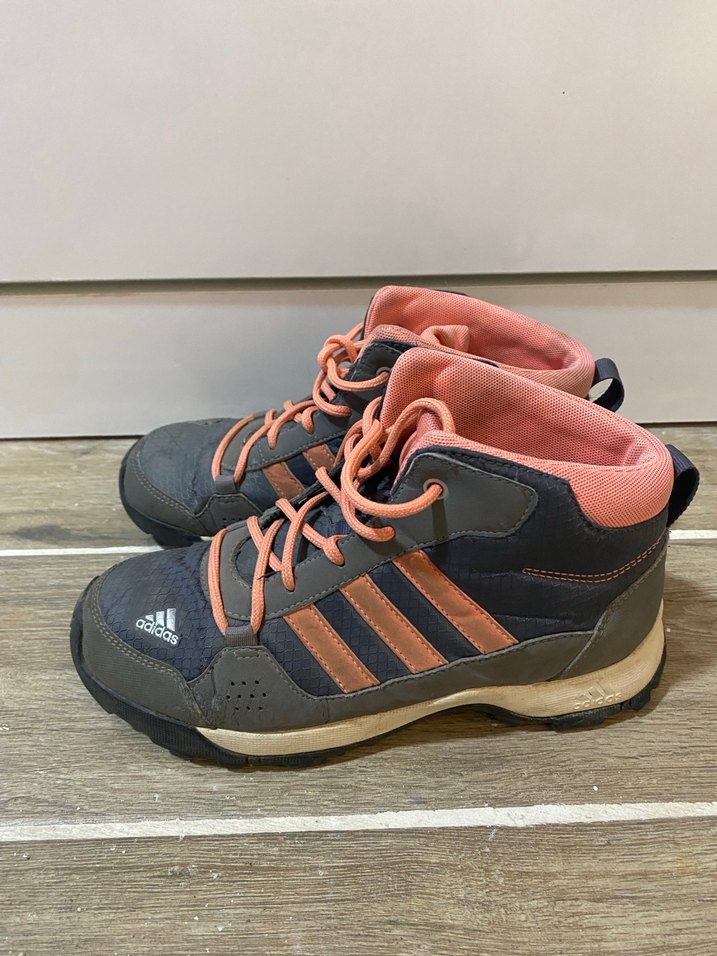 Kadın spor bot - Görsel 3