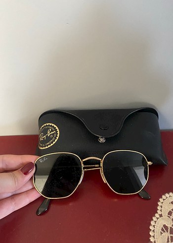 Ray Ban