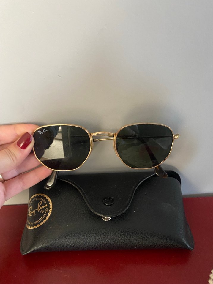 Ray-Ban Parlak Altın çerçeveli unisex güneş gözlük - Görsel 2