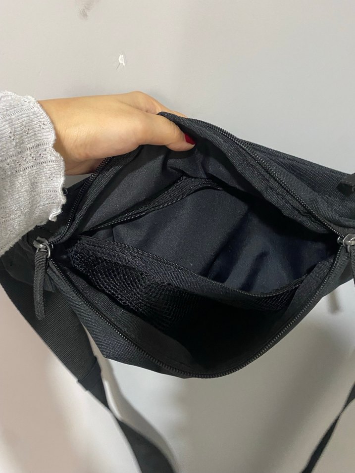 Nike Siyah Bel Çantası - Görsel 2