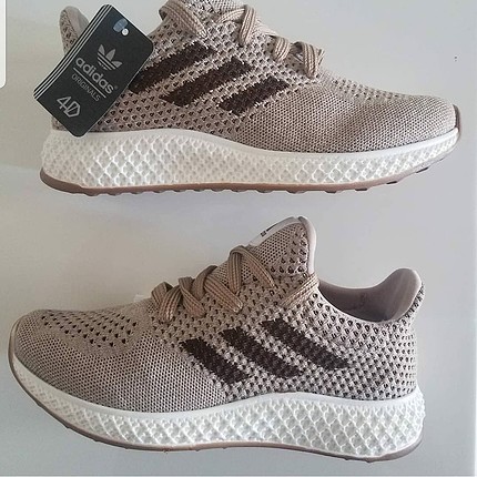 Adidas ile rahat ayaklar