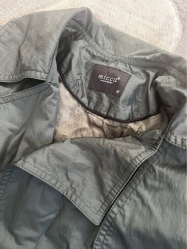 Zara İnce trençkot