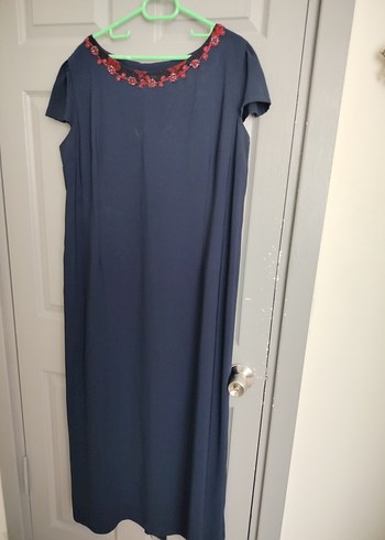 Bordo İşlemeli Uzun Kadın Takım Elbise - Görsel 4