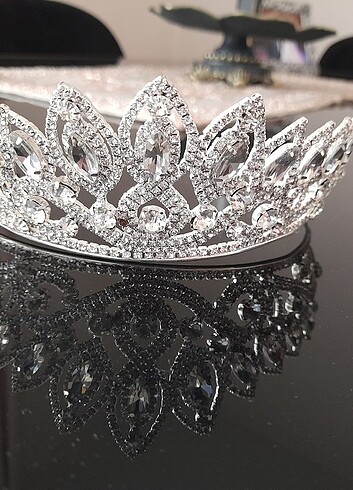 Accessorize Taşlı taç