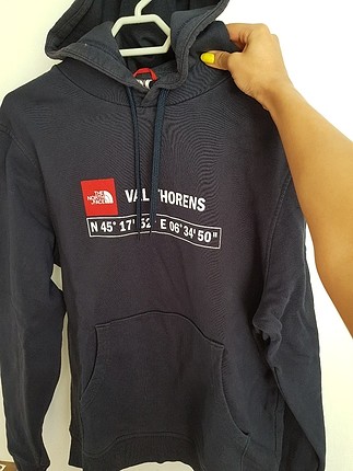 the north face suveter