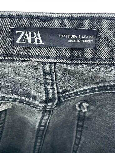 38 Beden gri Renk Zara Jean / Kot %70 İndirimli.