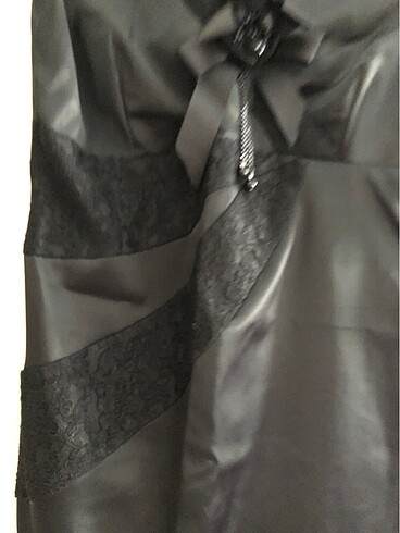 Siyah saten elbise - Görsel 7