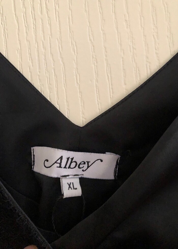 Siyah saten elbise - Görsel 3