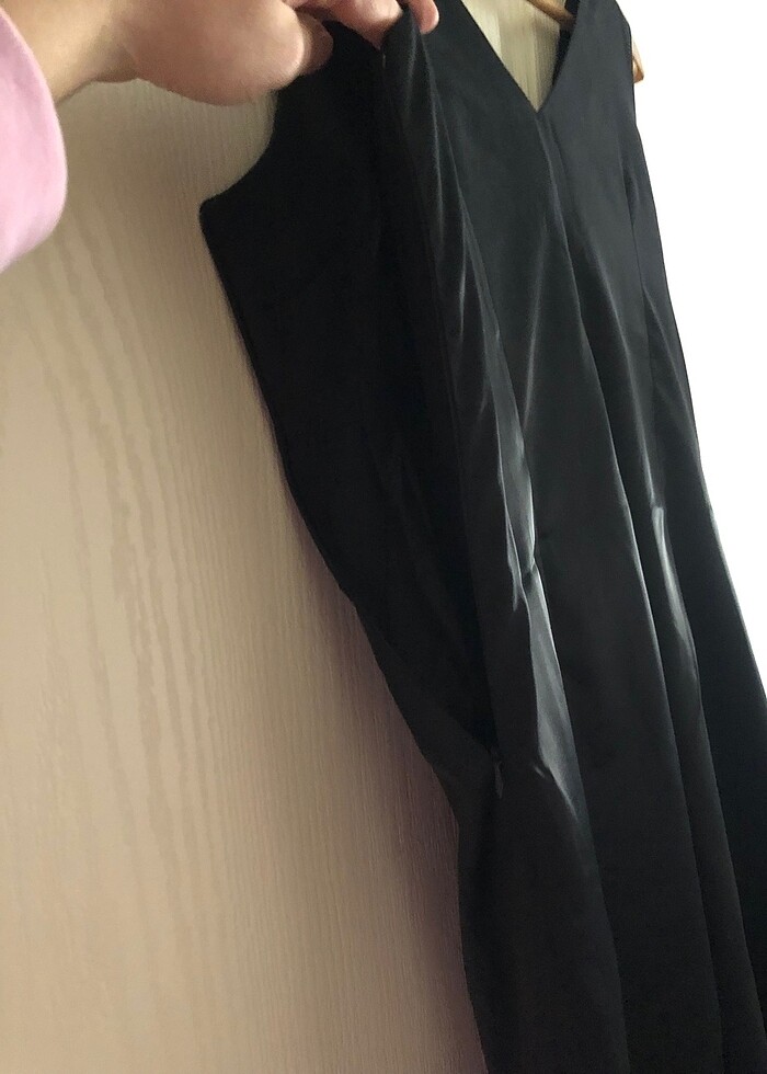 Siyah saten elbise - Görsel 5