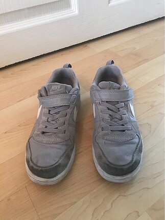 Nike Erkek çocuk 33 numara