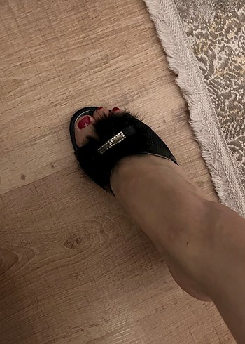 37 Beden siyah Renk Siyah Kürklü Yüksek Topuklu Kadın Terlik