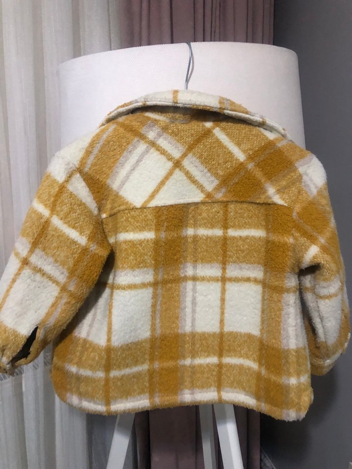 Sarı Ekose Düğmeli Erkek Çocuk Kaban - Görsel 2