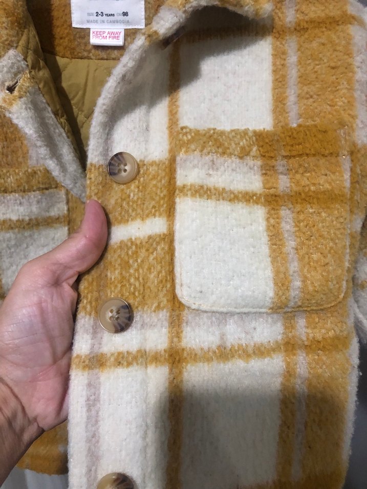 Sarı Ekose Düğmeli Erkek Çocuk Kaban - Görsel 3