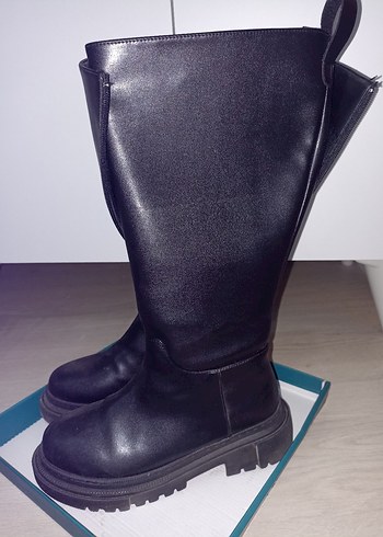 Siyah Dizüstü Kadın Çizme - Görsel 4