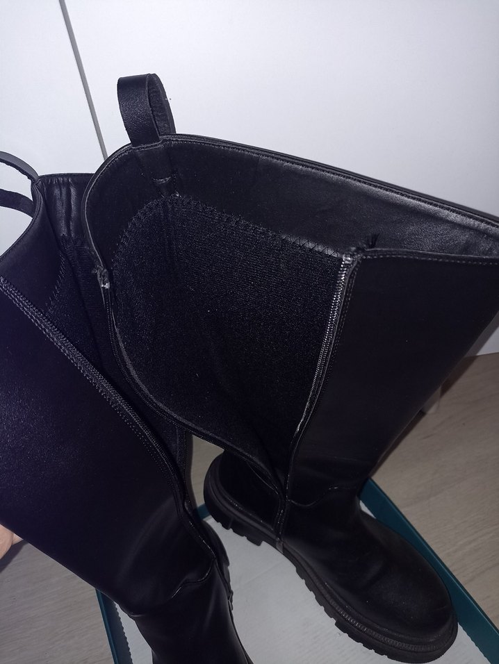 Siyah Dizüstü Kadın Çizme - Görsel 3