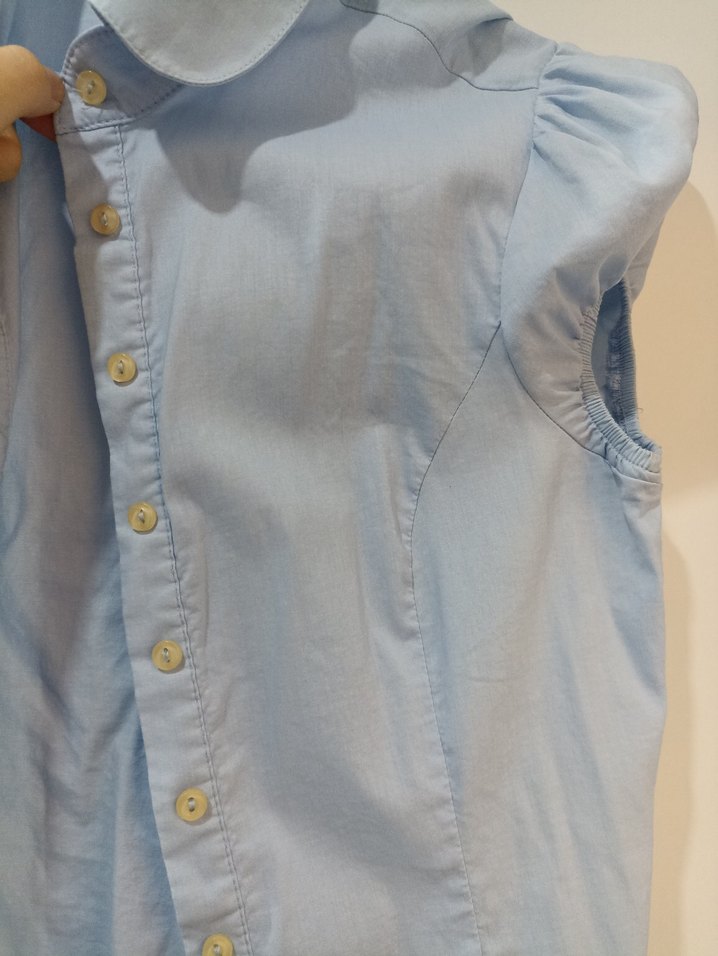 Mavi Düğmeli Kolsuz Kadın Gömlek - Görsel 3