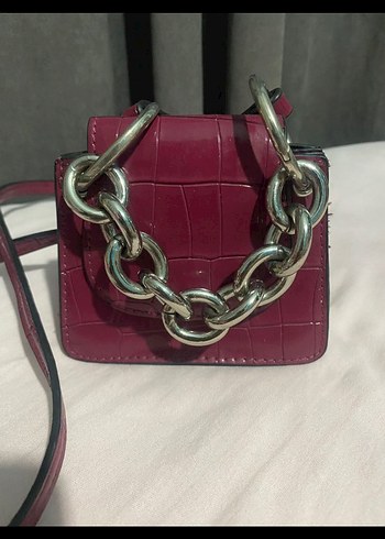 Bordo Parlak Deri Yılan Desenli Zincirli Çanta