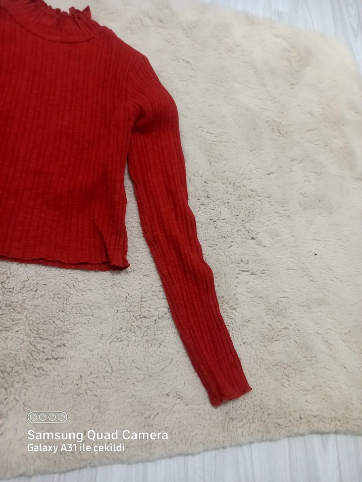 Kadın Kırmızı Boğazlı Triko Kazak - Görsel 2