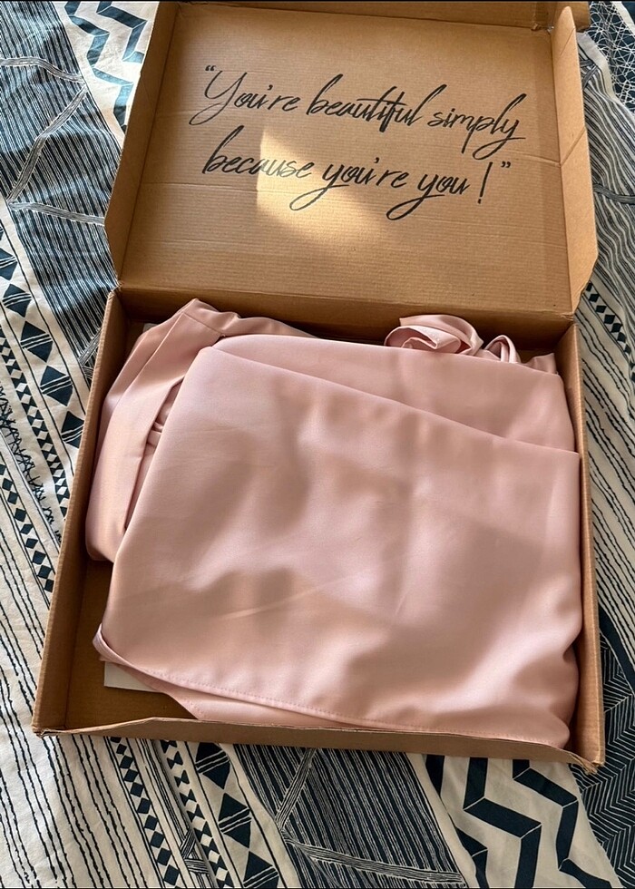 Pudra Rengi Saten Elbise - Görsel 4