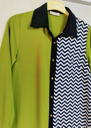 Düğmeli Yeşil ve Lacivert Desenli Kadın Tunik - Görsel 2