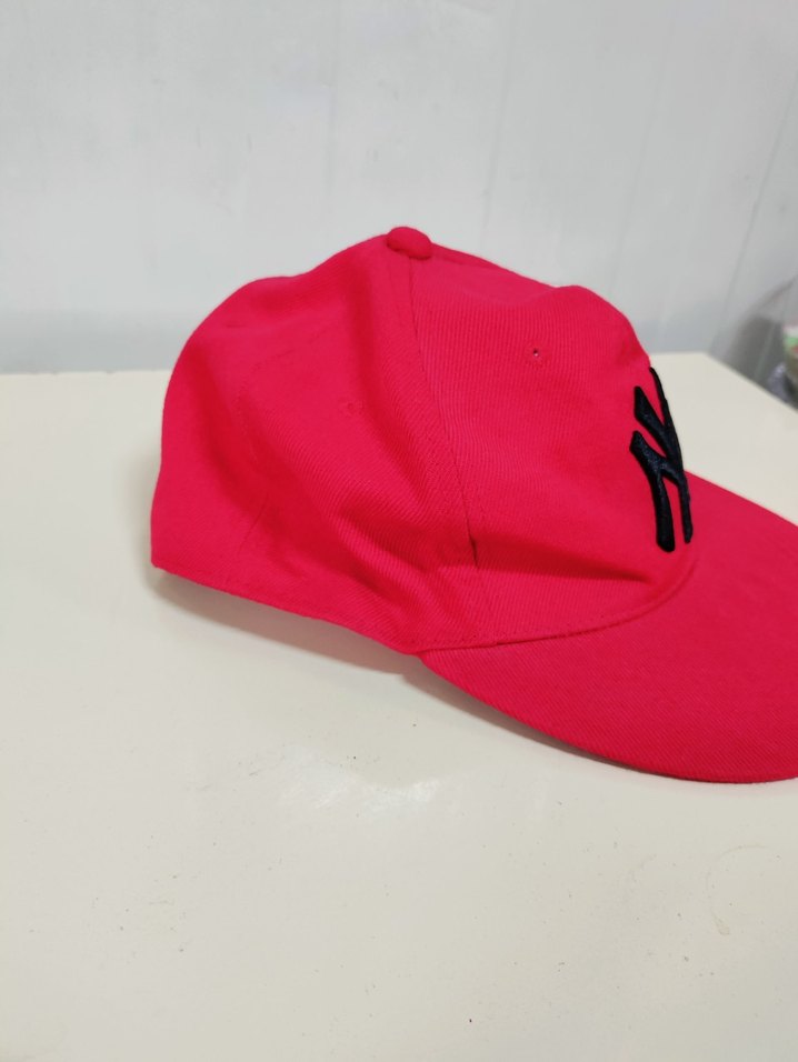 Kırmızı Kadın Spor Şapka - Görsel 2