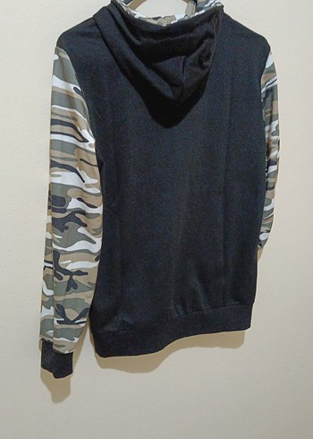 Kamuflaj Kollu Kapüşonlu Fermuarlı  
Kadın Sweatshirt - Görsel 4