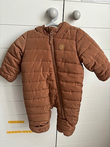 H&M Astronot tulum