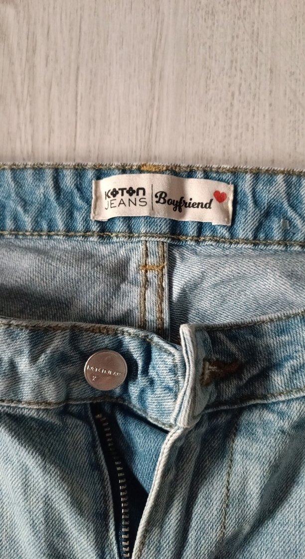 Kadın Gri Mavi Yırtık Bol Kesim Denim Jean - Görsel 2