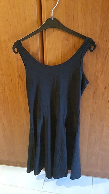H&M Penye Elbise içinde 12-14 yaş yaziyor