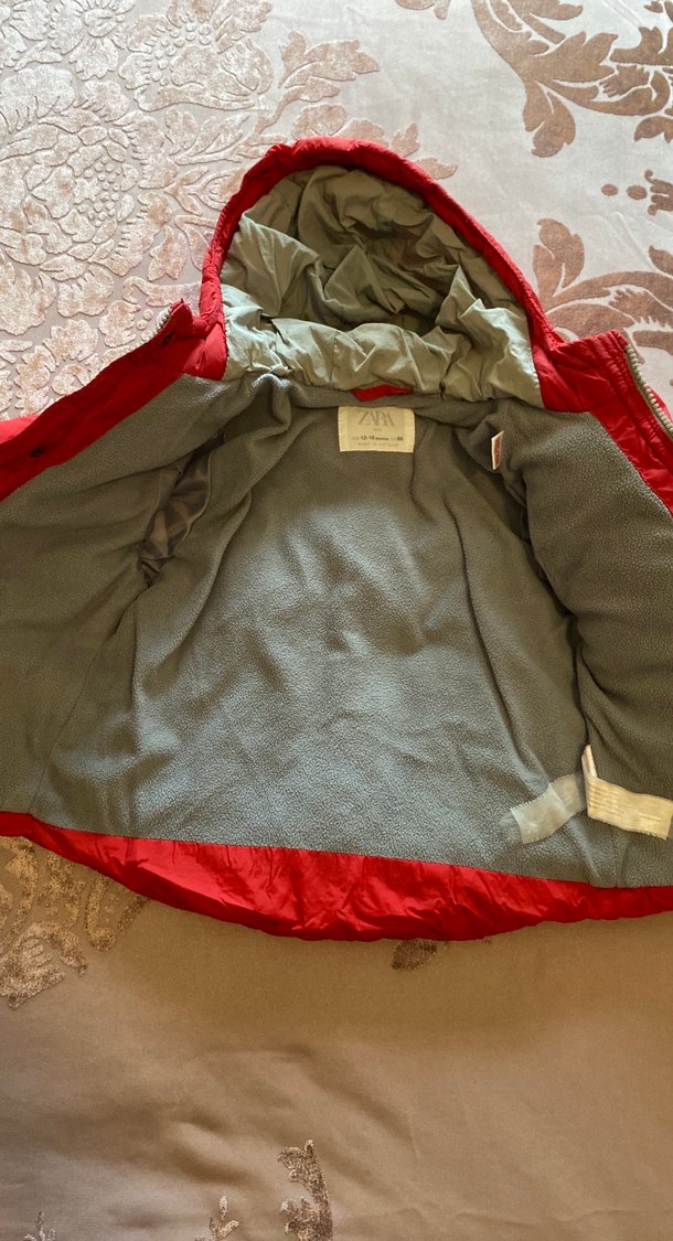 Düğmeli Kapüşonlu Erkek Çocuk Kırmızı Mont - Görsel 2