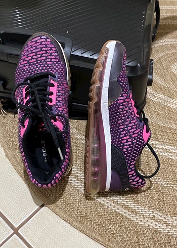 Yüksek Topuklu Pembe Yılan Desenli Spor Ayakkabı - Görsel 2