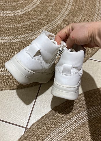 Beyaz Kadın Dolgu Topuklu Spor Ayakkabı - Görsel 5